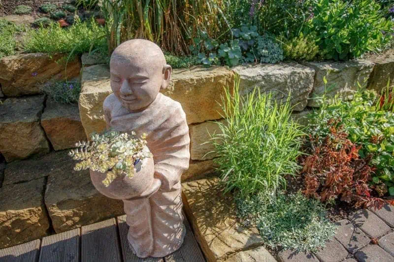 Buddha, Gartenmauer, Sandstein, BELLA FLORA GmbH